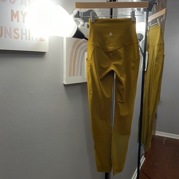 NWT Lululemon Align HR Pant 25” with pockets- Size 0 - Picture 4 of 5